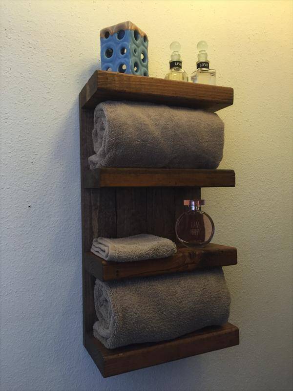 DIY bathroom shelf